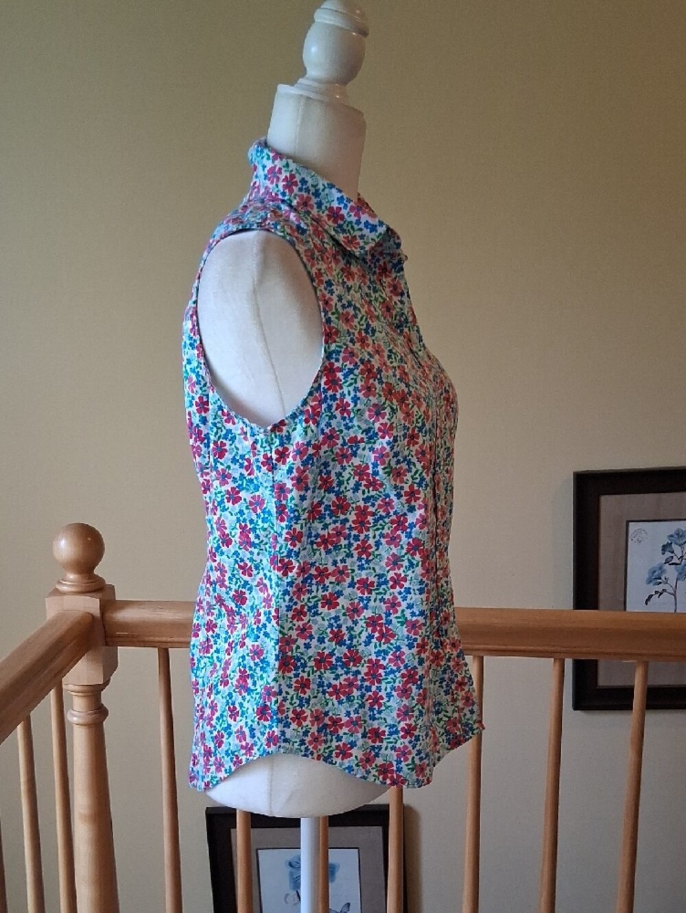 J. Crew Floral Cotton Blend Sleeveless Button-Front Button Down Shirt Top - Picture 3 of 9